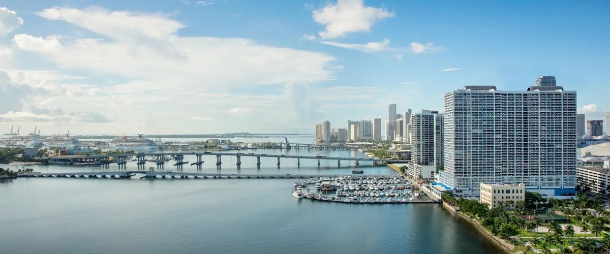 teren hotelu, obiekt