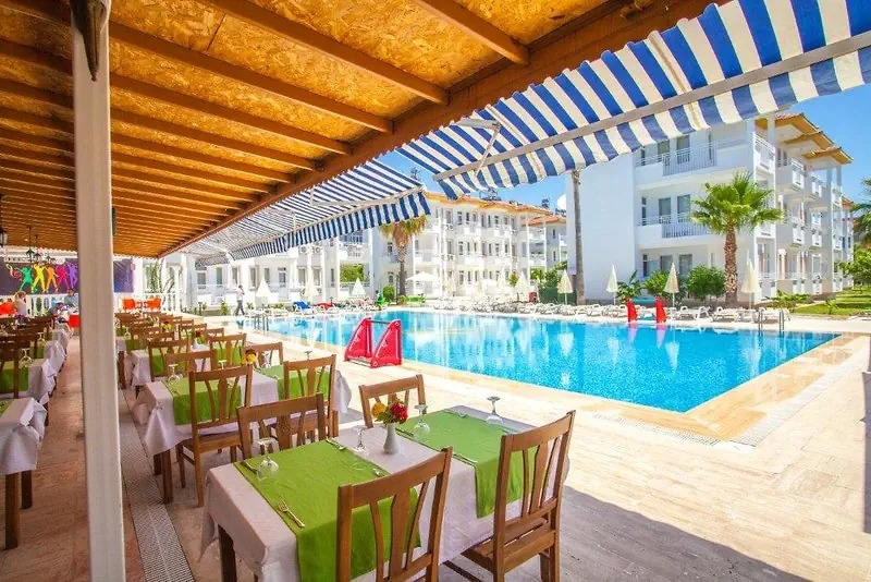 teren hotelu, basen
