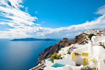 Dreams Luxury Suites