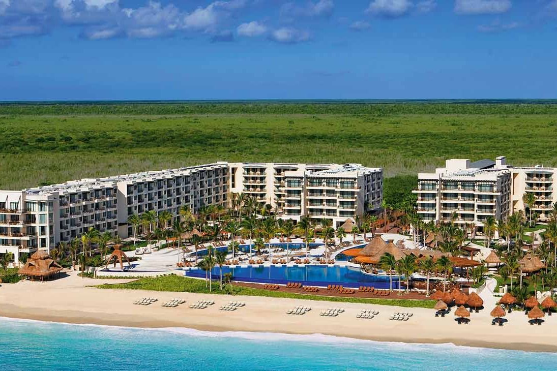 obiekt, teren hotelu