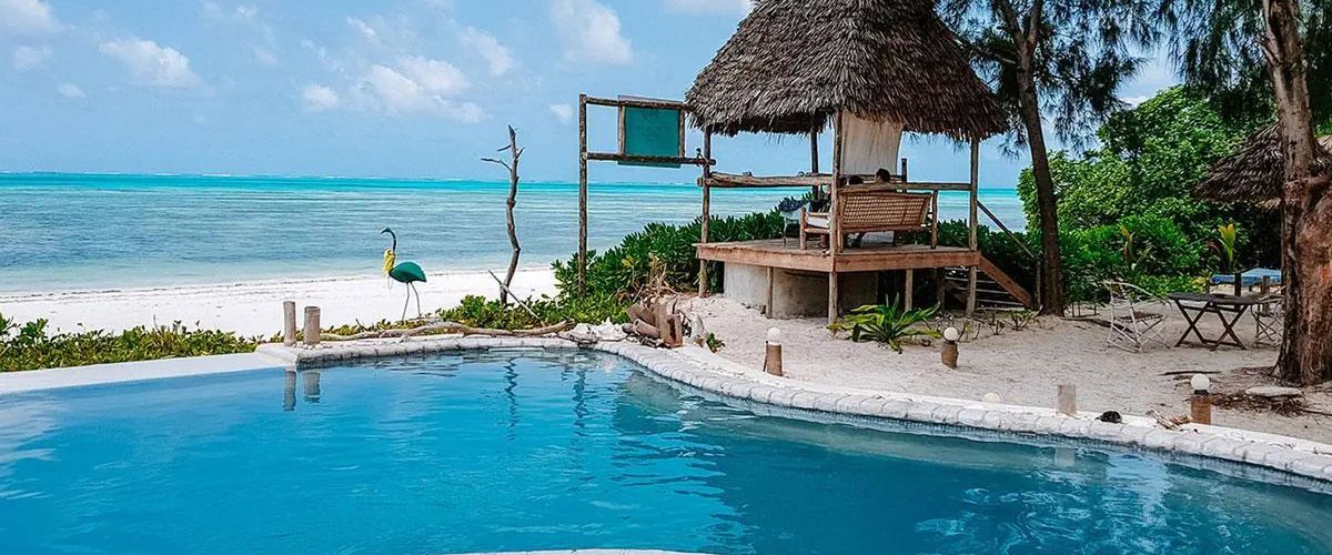 teren hotelu, basen, plaża