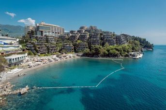 Dukley Hotel & Resort