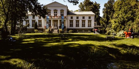 obiekt, teren hotelu