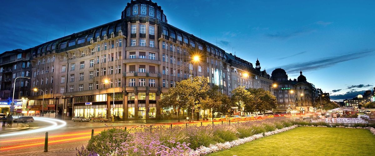 budynek główny, obiekt