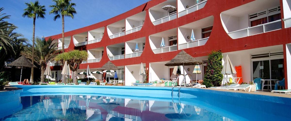 basen, budynek główny