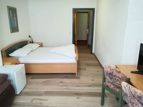 Rotspitz 3*