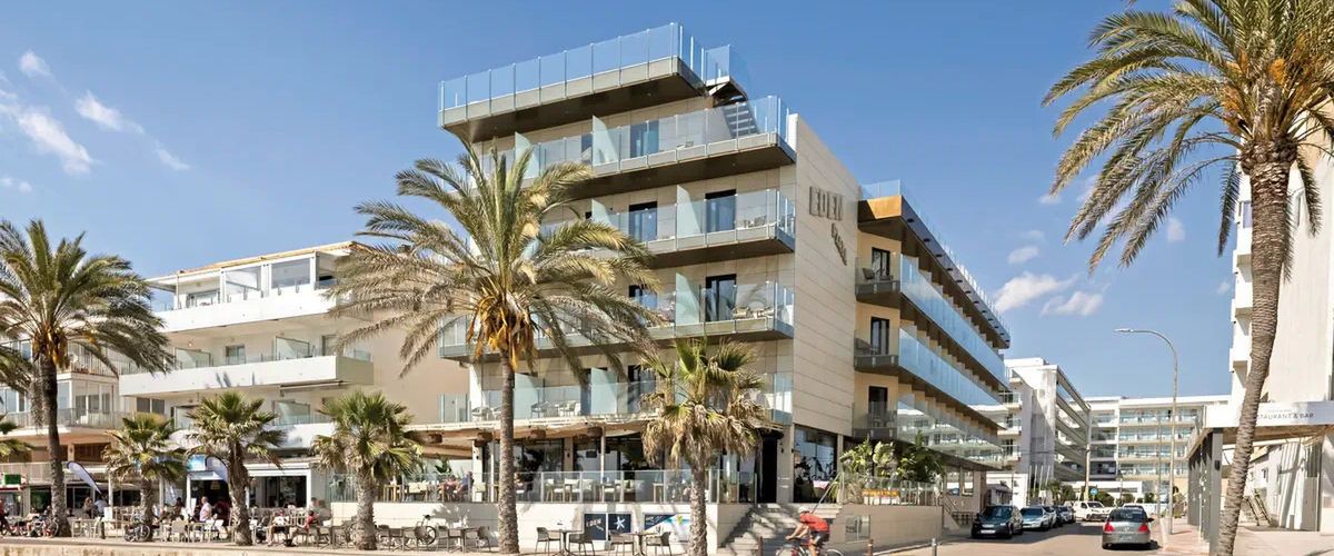 obiekt, budynek główny