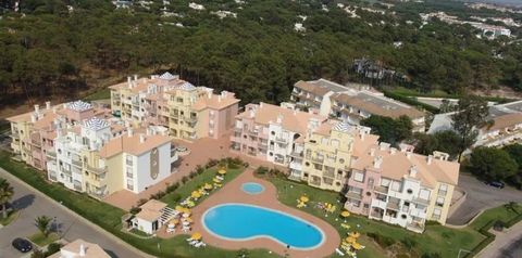 obiekt, teren hotelu, basen