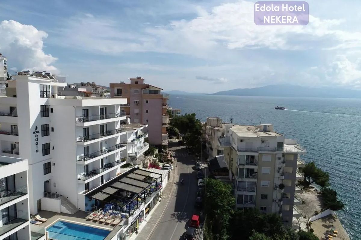 teren hotelu, basen, obiekt