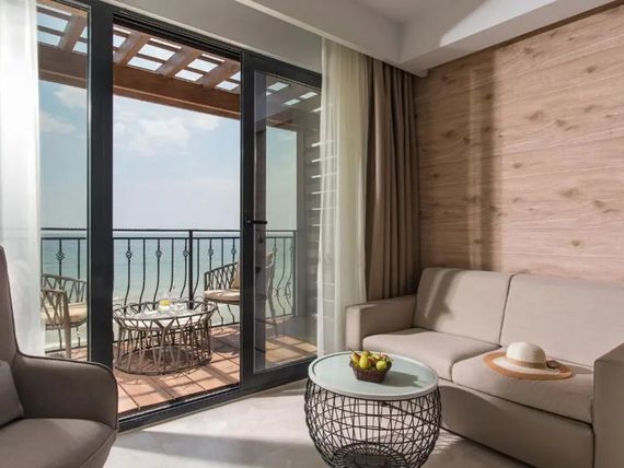 Effect Algara Beach 4*