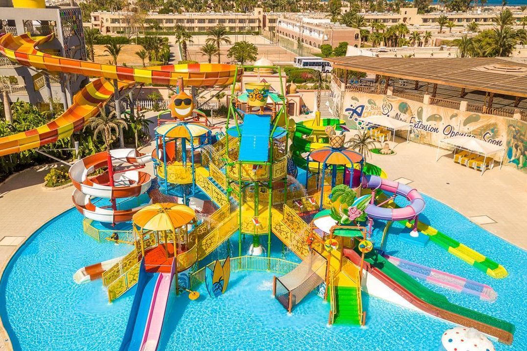 Aladdin Beach Resort - teren hotelu