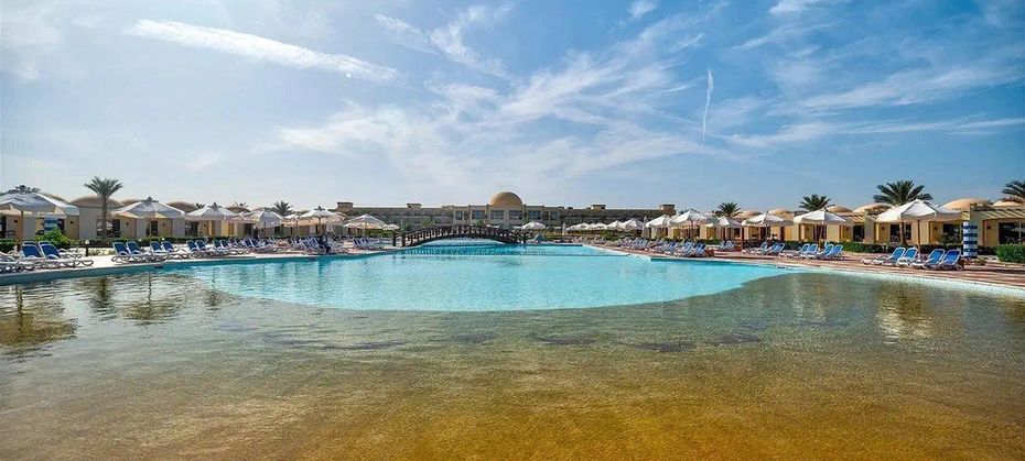 Amarina Queen Resort