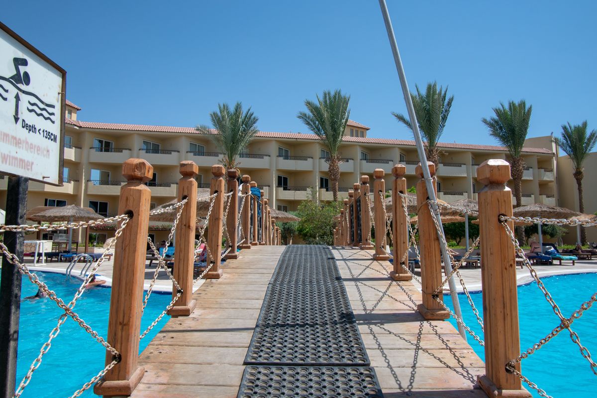 Amwaj Beach Club Resort (ex. Pickalbatros Beach Club) - basen