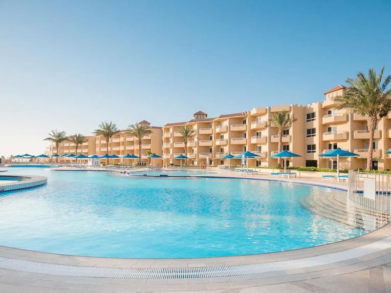 Amwaj Beach Club Resort (ex. Pickalbatros Beach Club)