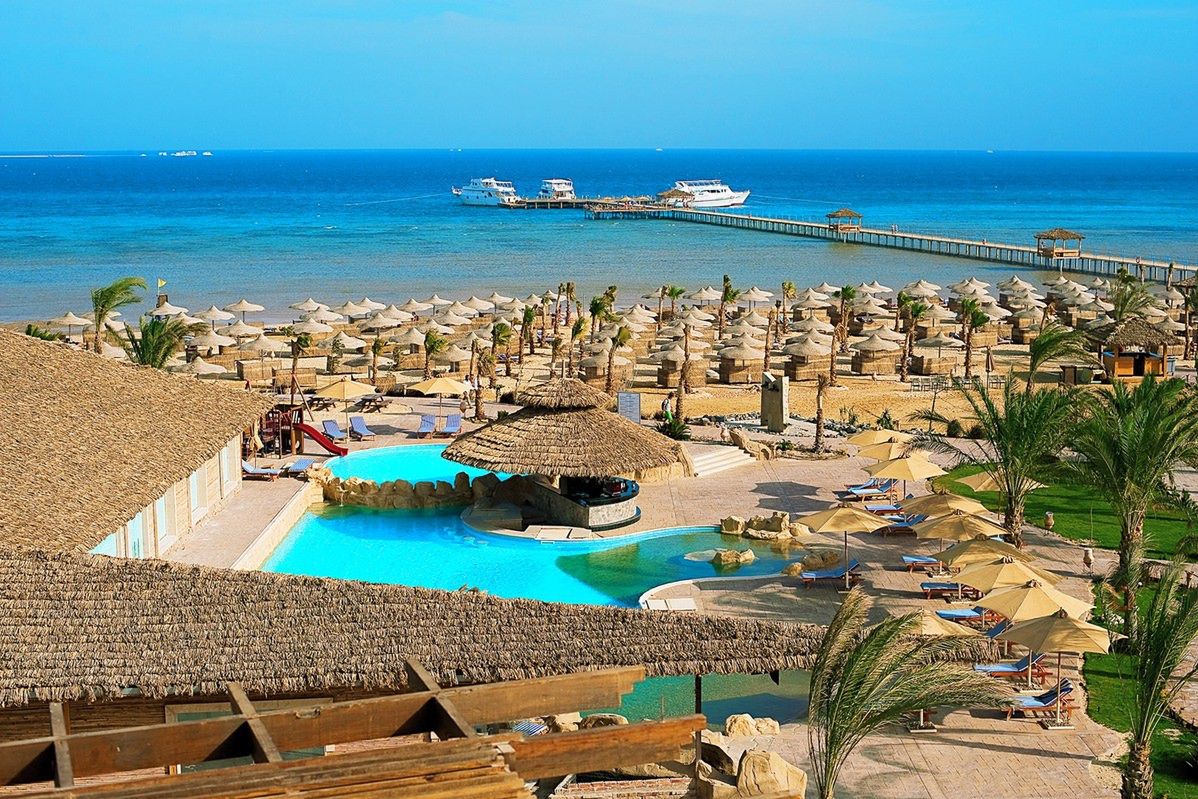 Amwaj Beach Club Resort (ex. Pickalbatros Beach Club) - teren hotelu