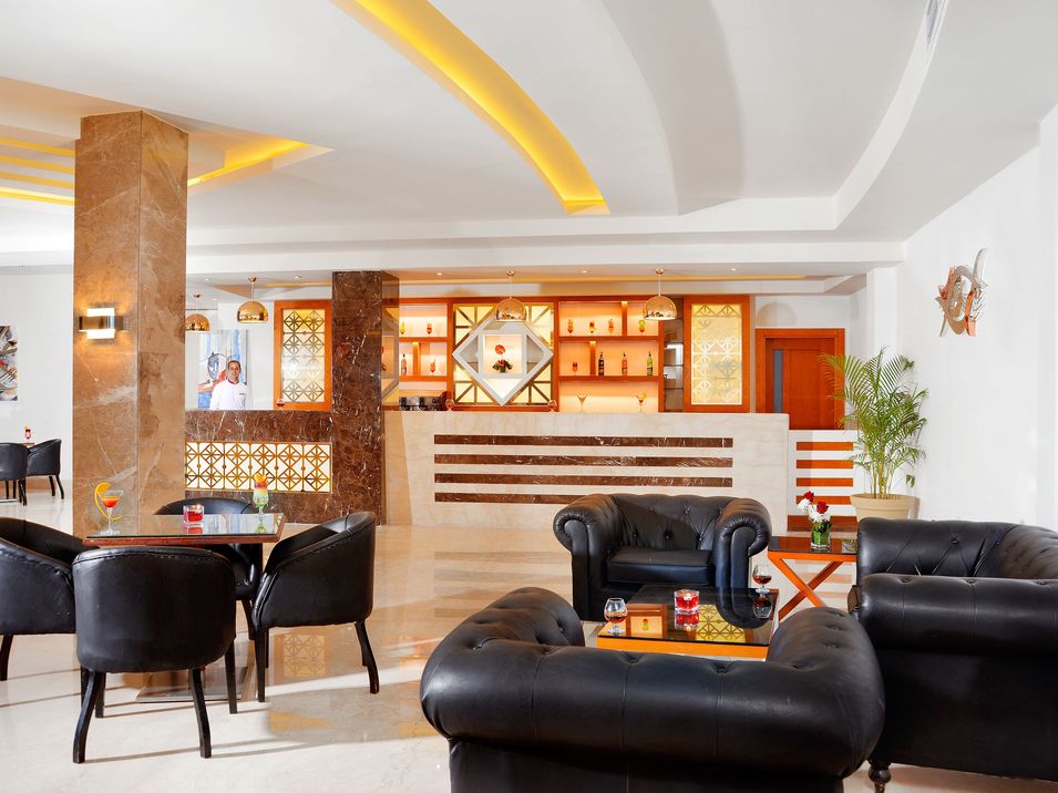 lobby bar