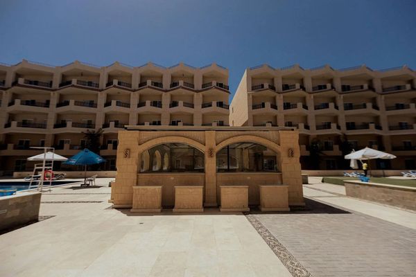 Arena Beach Resort & Spa
