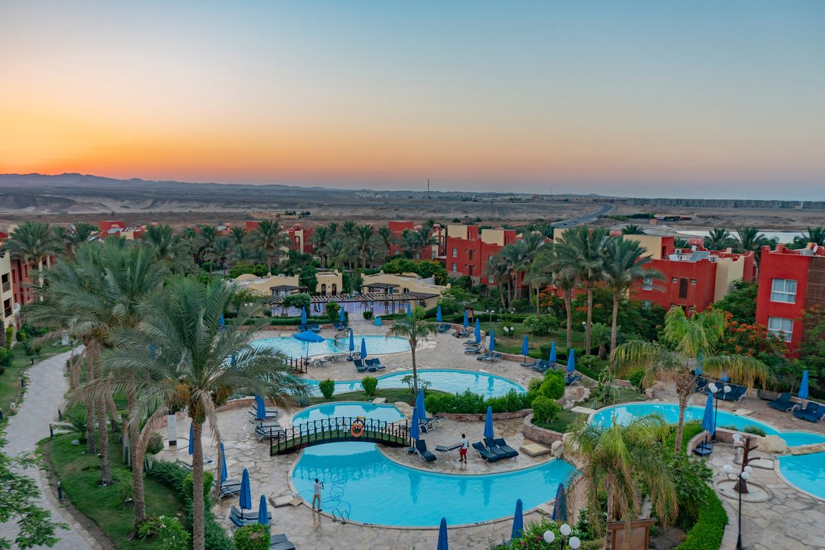 teren hotelu, wakacjepl