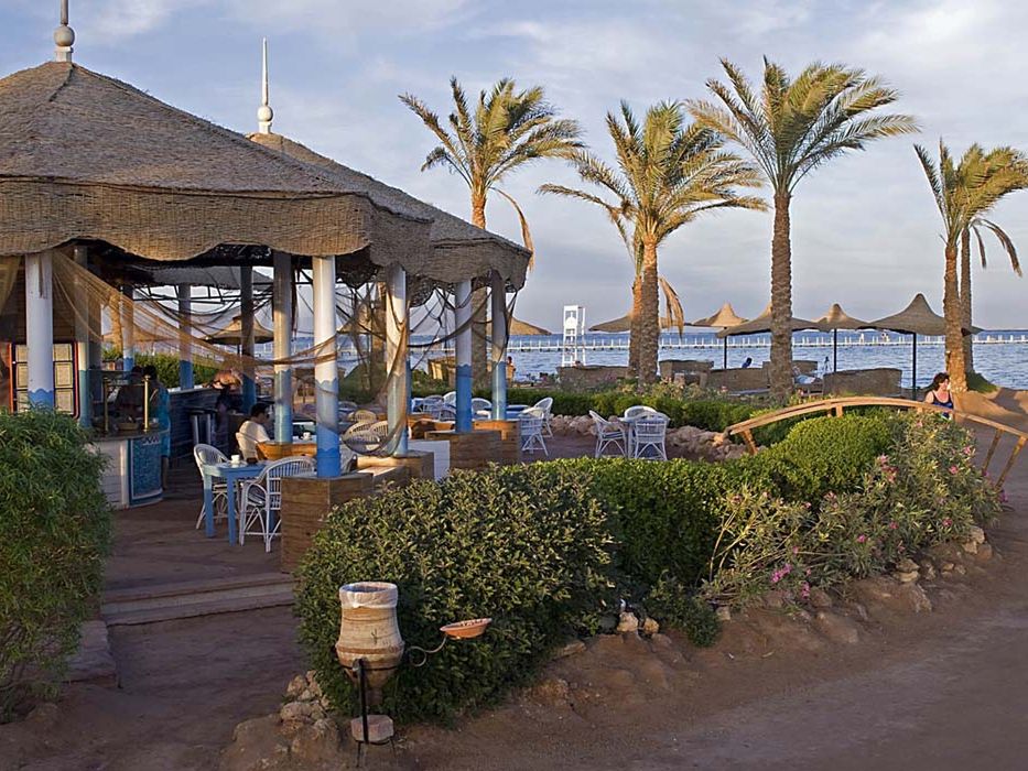 beach bar