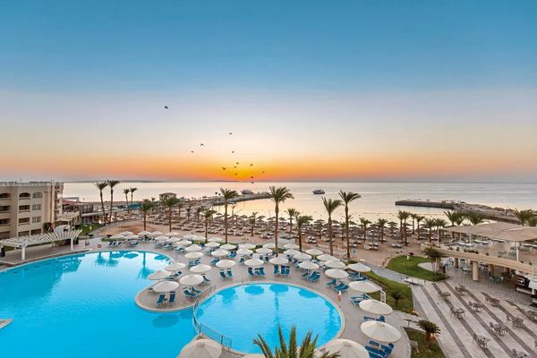 Beach Albatros Resort