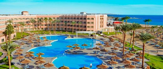 Beach Albatros Resort
