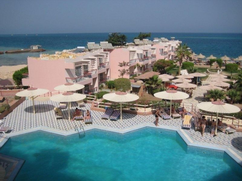 Beirut 3*