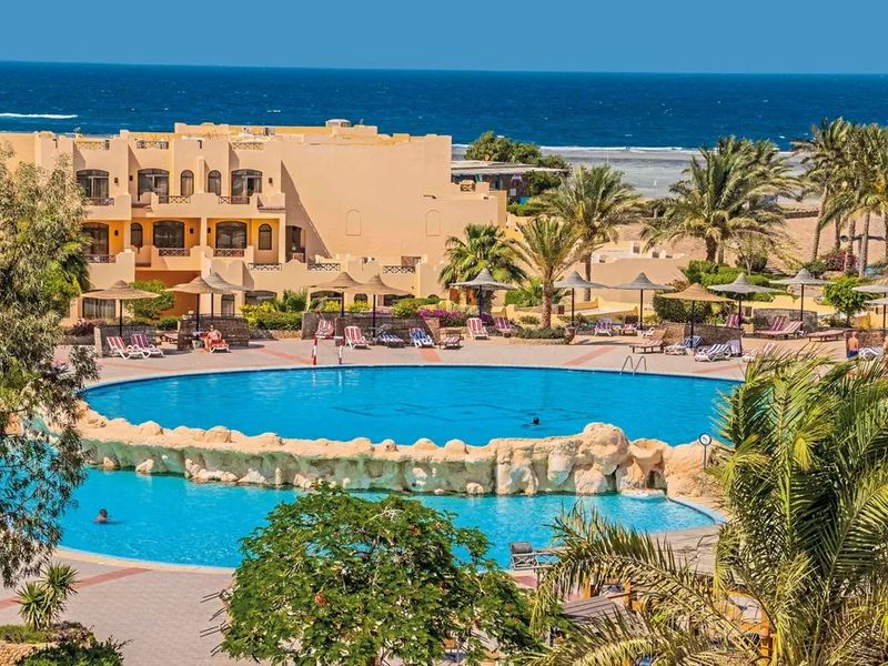 Blend Elphistone Resort