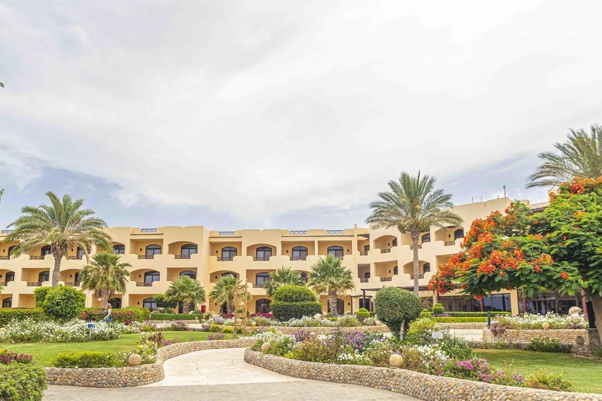 Blend Elphistone Resort - teren hotelu