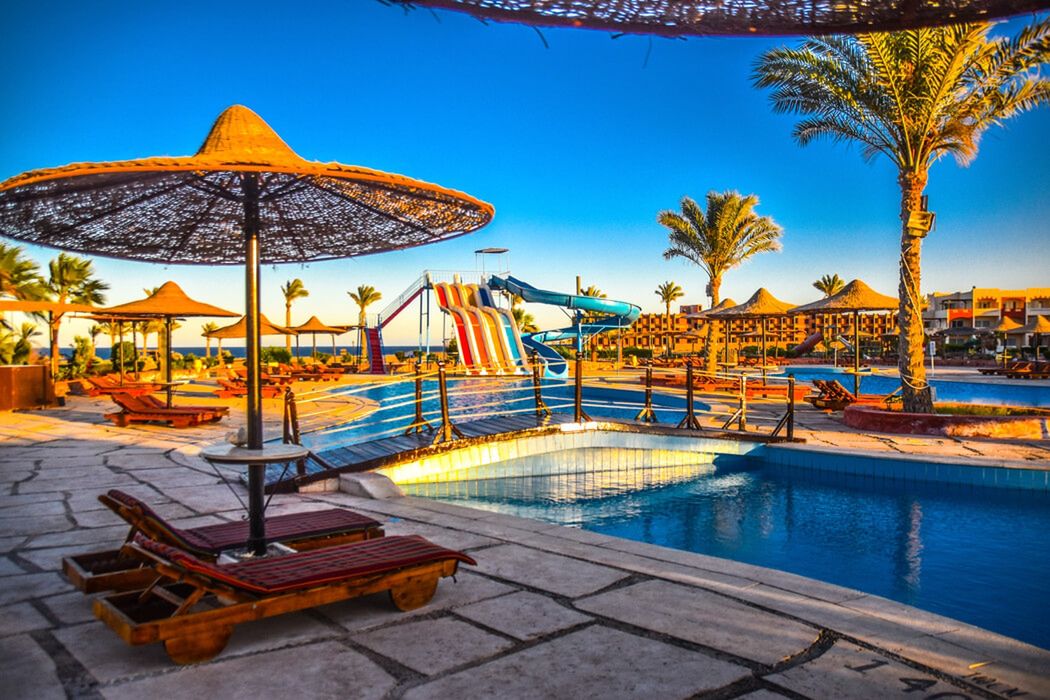 Bliss Nada Beach Resort (ex. Hotelux Jolie Beach Resort Marsa Alam) - basen