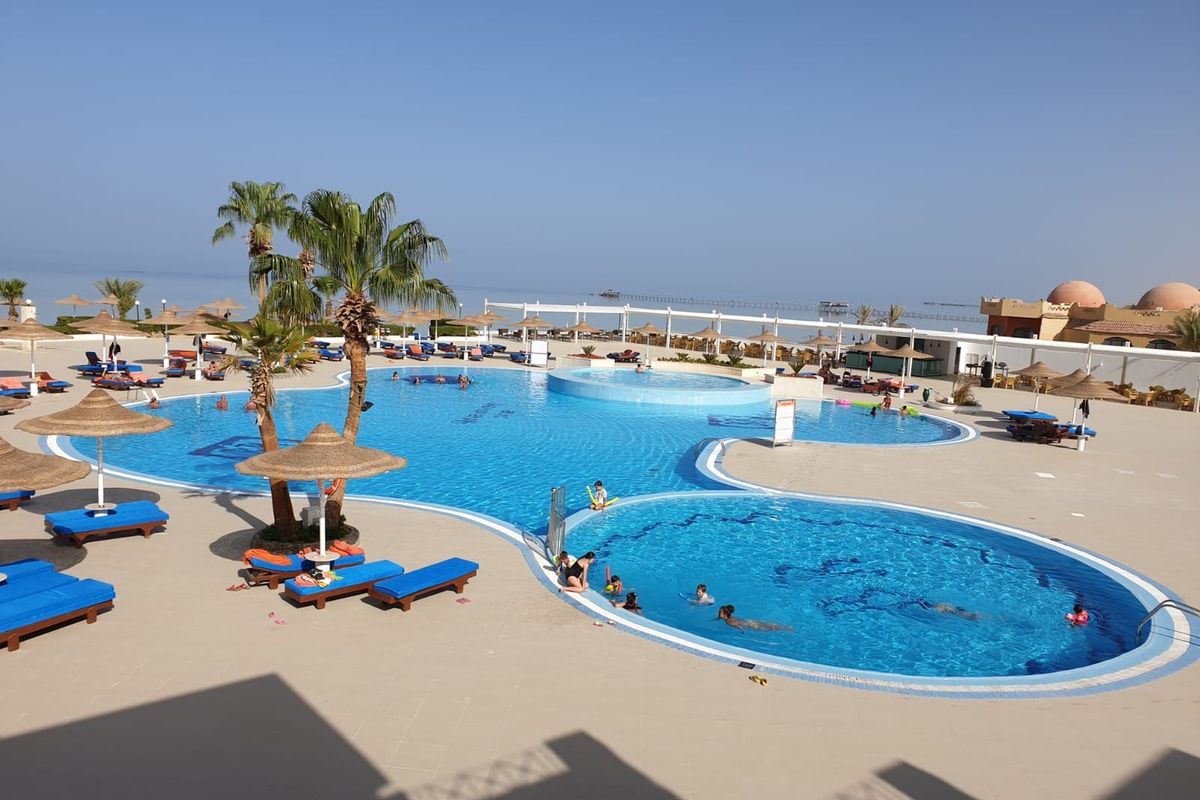 Blue Reef Resort - basen