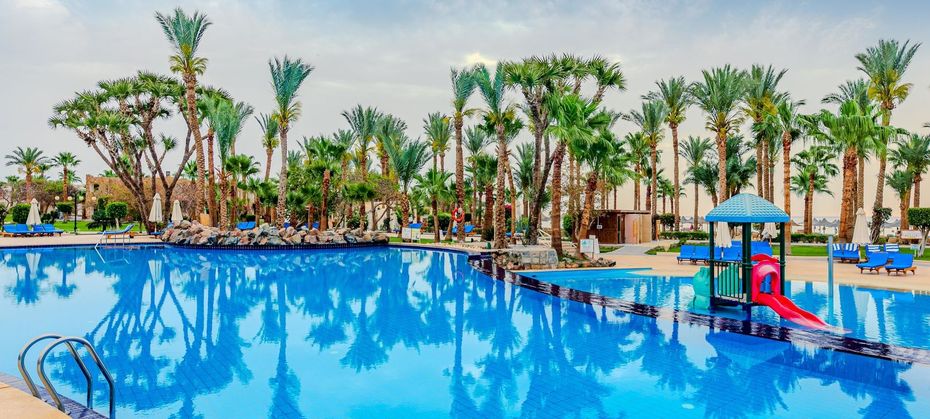 Brayka Bay Resort