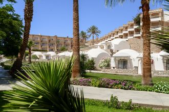 Brayka Bay Resort
