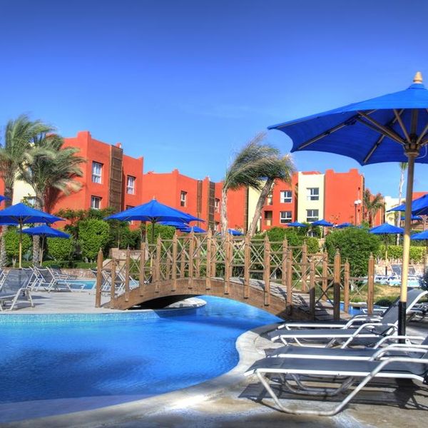 Cardina Resort by Sunrise