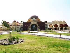 Carnelia Beach Resort