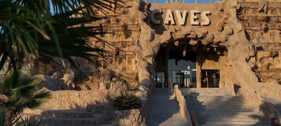 Caves Beach Resort