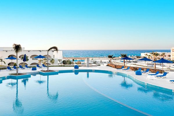 Cleopatra Sidi Heneish