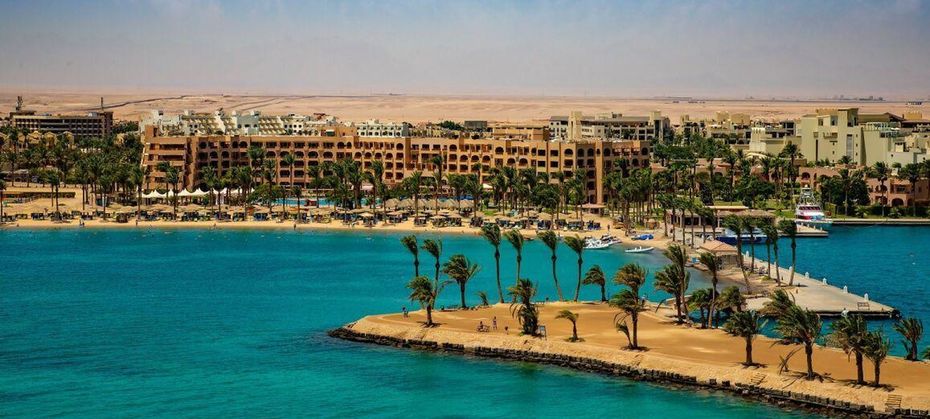 Continental (ex Movenpick Resort)