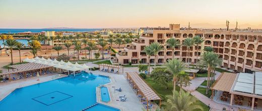 Continental Resort (ex Movenpick Resort)