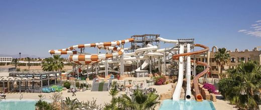 Coral Sea Water World Resort