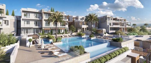 Creek Hotel and Residences