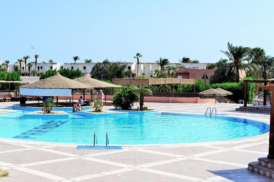 Eagles Paradise Abu Soma Resort (ex. Balina Paradise Abu Soma Resort) - teren hotelu