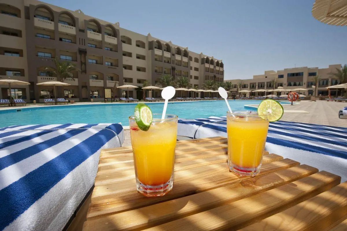 El Karma Aqua Beach Resort (ex. Nubia Aqua Beach Resort) - teren hotelu