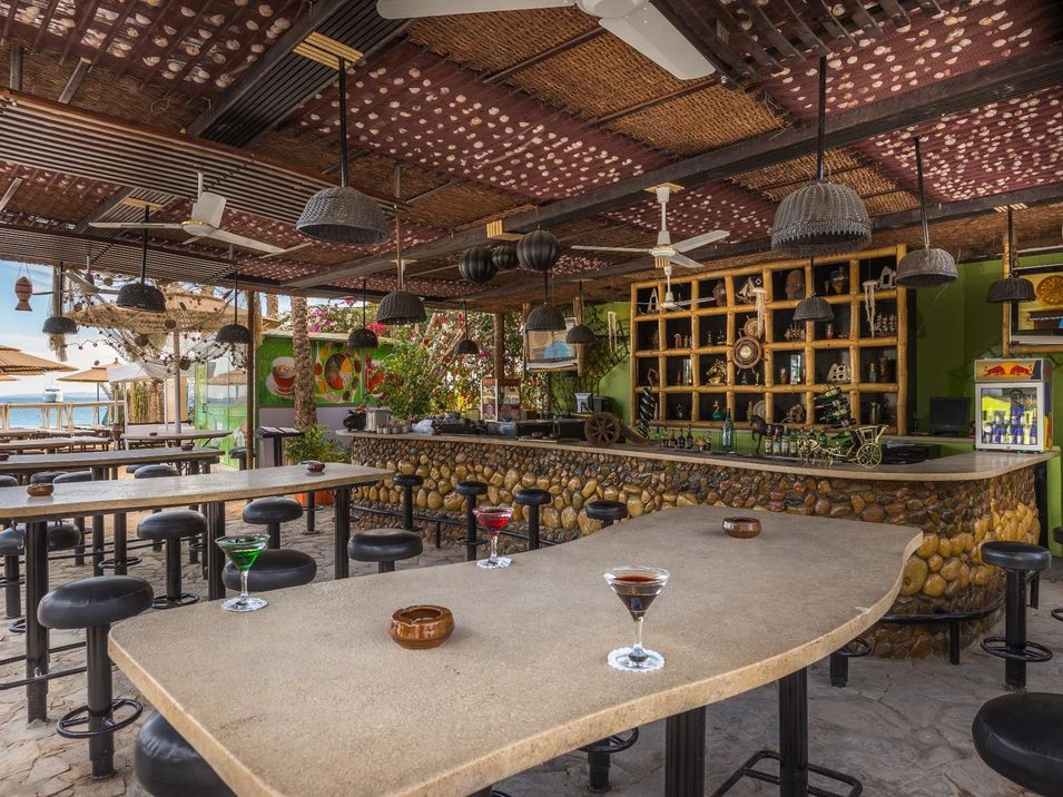 beach bar
