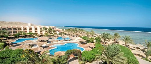 Flamenco Beach & Resort