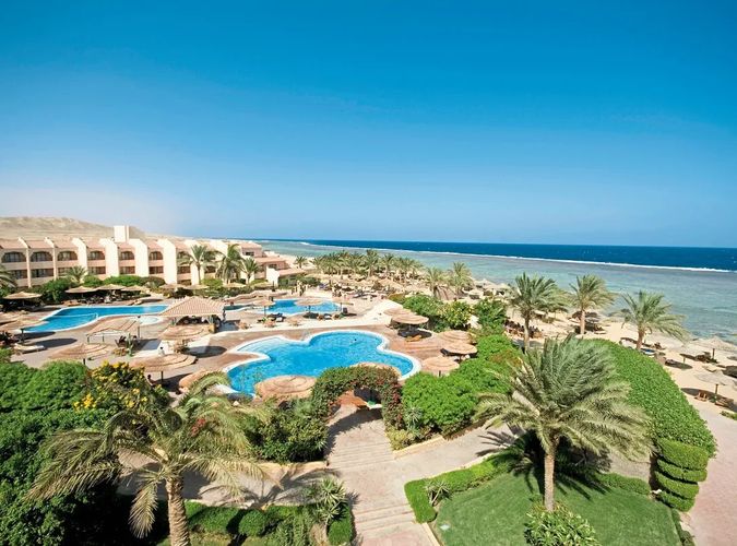 Flamenco Beach & Resort