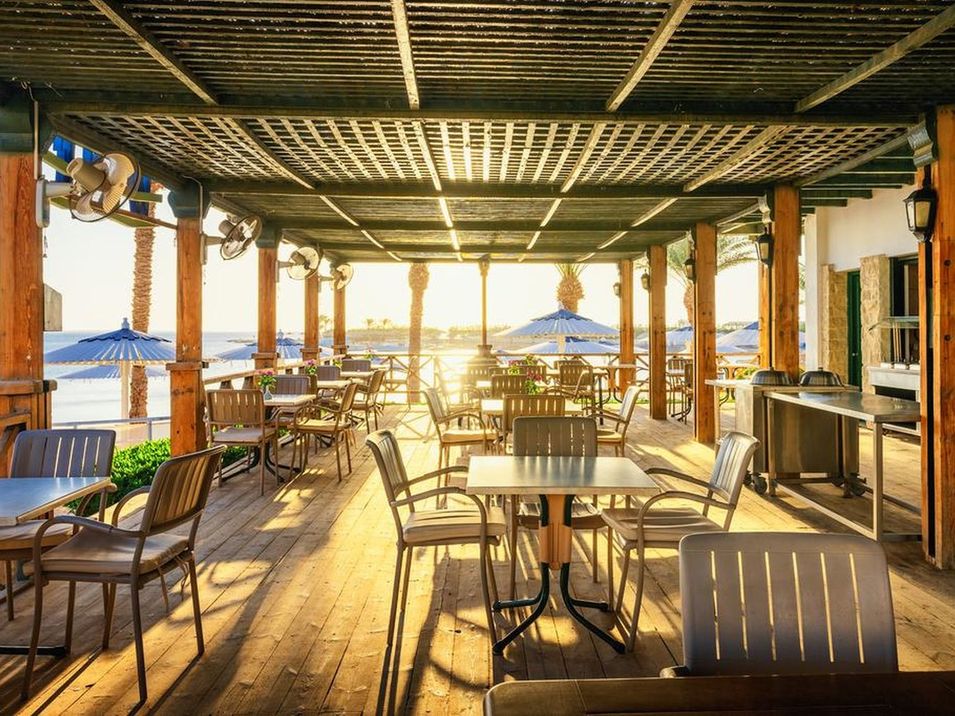 beach bar
