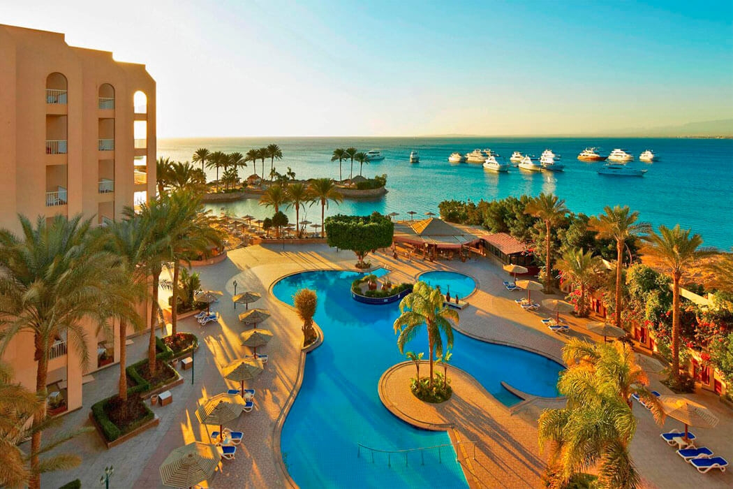 Wakacje w Marriott Beach Resort w Egipcie z Exim Tours - Wczasy na Wakacje.pl