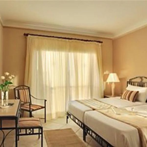 Jaz Neo Ivory Hurghada – opinie, opis hotelu i czy warto tam pojechać baseny