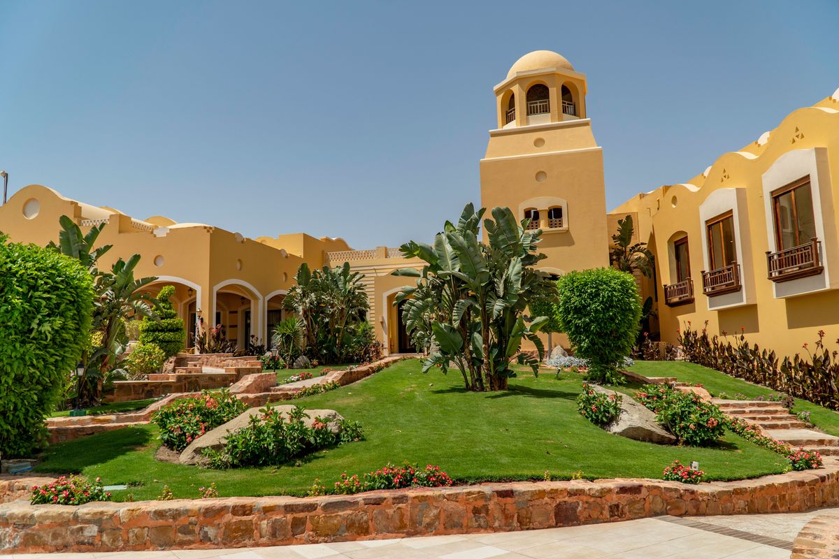 Jaz Solaya (ex Sol Y Mar Solaya) - budynek główny