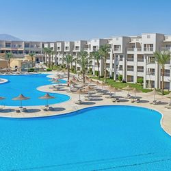 Solymar Soma Beach